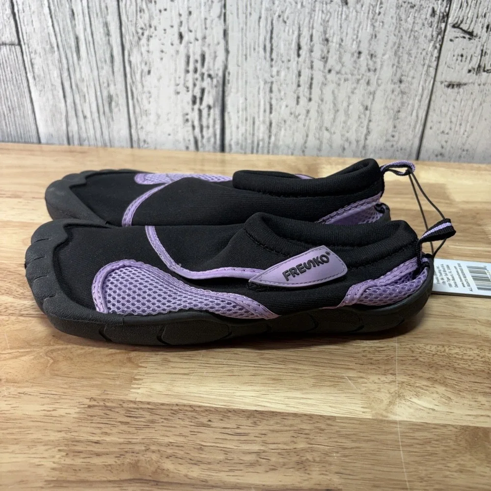 NEW! Fresko  Colorsense Water Shoes US 6 Size Slip on L2109